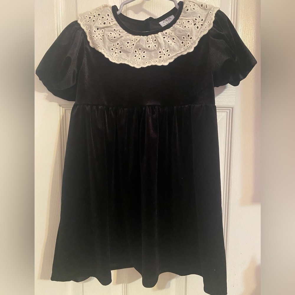 Zara Velvet Dress‎